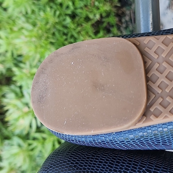 Tory BurchTory Burch Navy Blue Lizard Embossed Leather Ballet Flats Size 7.5 - Picture 9 of 11
